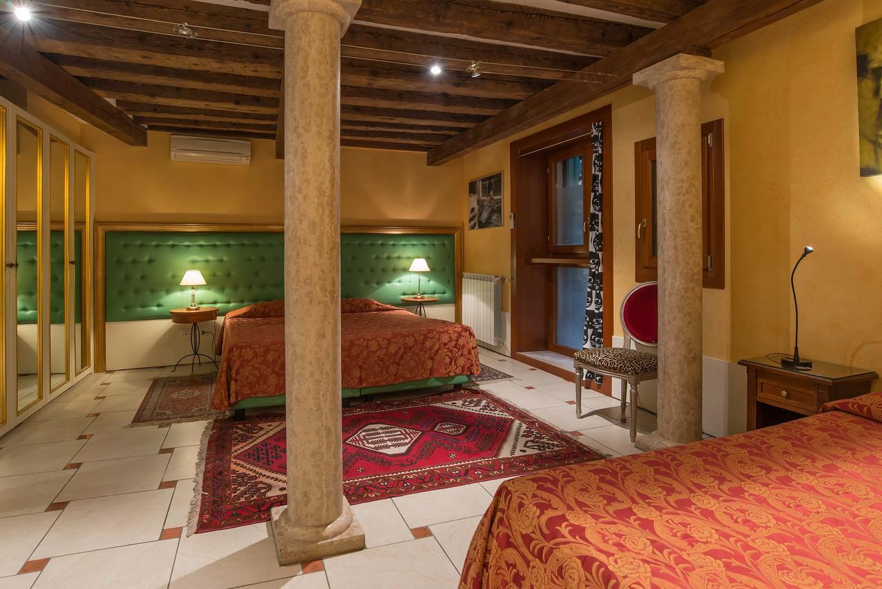 Sant'angelo - Fenice In Apartamento Venecia